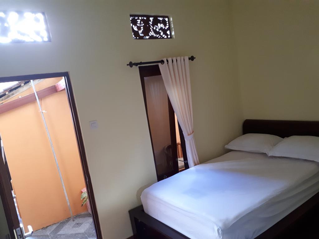 Indy House Hotel Ubud  Exterior photo